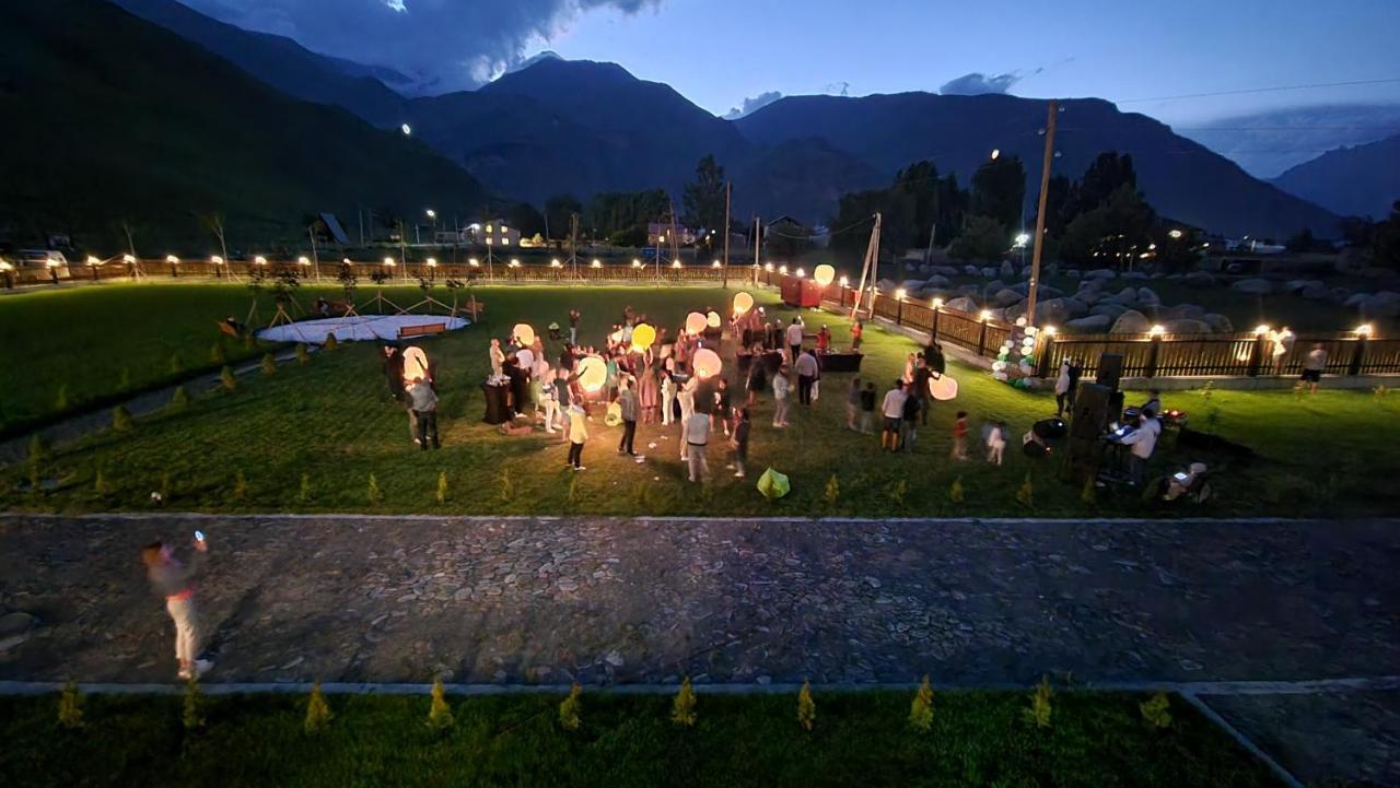 Suatis Resort Kazbegi Exterior photo